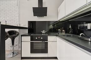 Odra Tower Apartment by Renters Prestige