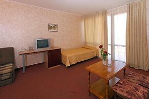 Kris Hotel
