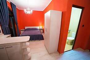 Kris Hotel