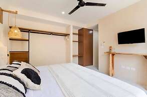 Beautiful Apartment In La Veleta