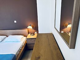 To Steki 1min From Beach 2bd 1ba