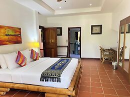 Villa Malee , Sea View Infinity Pool, Staff, Chef