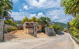Villa Malee , Sea View Infinity Pool, Staff, Chef