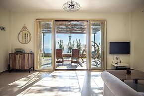 The Cerulean Villa - The Concord Of Blue And Green!