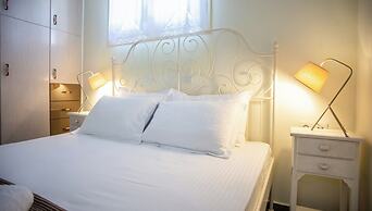 The Cerulean Villa - The Concord Of Blue And Green!