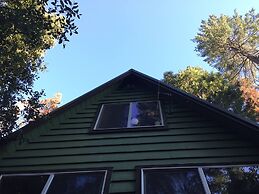 Glorious Summer At Cabin On The Creek