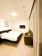 Central Apartment For Rent 31