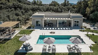 Melissia Luxury Villa