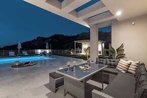 Melissia Luxury Villa