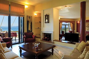 Koralia - Chania's Card Postal Villa Majestic View