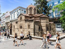 Sanders Center - Nice Studio Apt With Balcony