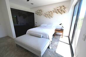 Bh 07 - Penthouse Glamorous Zen In The Jungle