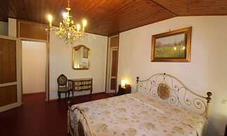 Charming Villa With Spacious Garden Near the sea