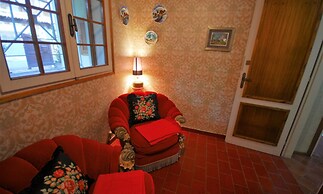 Charming Villa With Spacious Garden Near the sea