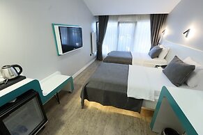 Midis Otel