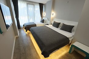 Midis Otel