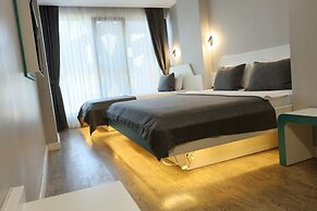 Midis Otel