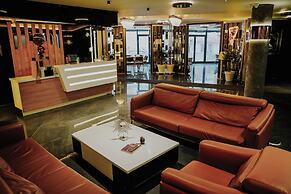 Midis Otel