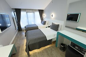 Midis Otel