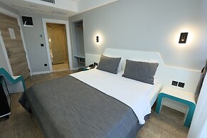 Midis Otel