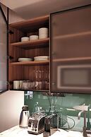 The Zipper Hotel & Apartments