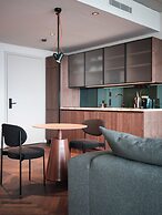 The Zipper Hotel & Apartments