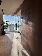 The Zipper Hotel & Apartments