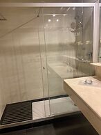 Artplatinum Suites & Apartments