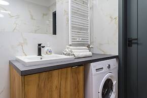 Lumina deluxe 3-room apartment