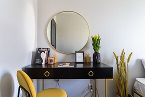 Lumina deluxe 3-room apartment