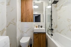 Lumina deluxe 3-room apartment