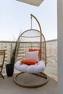 Lumina deluxe 3-room apartment