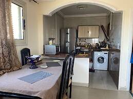 Females Only, Host Is Woman, City Center, Near All