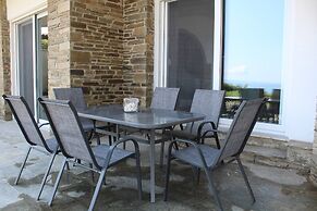 Villa Mare Azul - Luxury Beachfront Retreat in Hanioti, Halkidiki, Gre