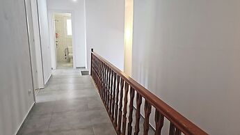 Villa Mare Azul - Luxury Beachfront Retreat in Hanioti, Halkidiki, Gre