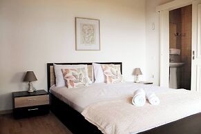 Villa Mare Azul - Luxury Beachfront Retreat in Hanioti, Halkidiki, Gre