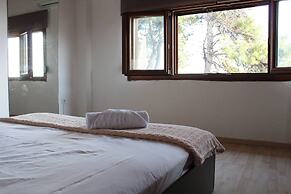 Villa Mare Azul - Luxury Beachfront Retreat in Hanioti, Halkidiki, Gre