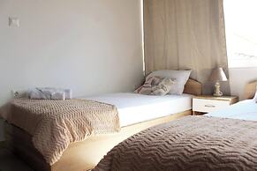 Villa Mare Azul - Luxury Beachfront Retreat in Hanioti, Halkidiki, Gre