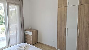 Villa Mare Azul - Luxury Beachfront Retreat in Hanioti, Halkidiki, Gre