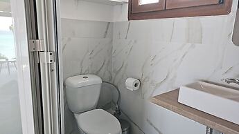 Villa Mare Azul - Luxury Beachfront Retreat in Hanioti, Halkidiki, Gre