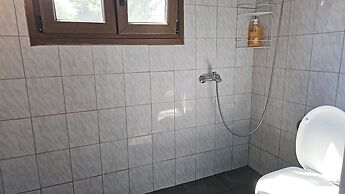 Villa Mare Azul - Luxury Beachfront Retreat in Hanioti, Halkidiki, Gre