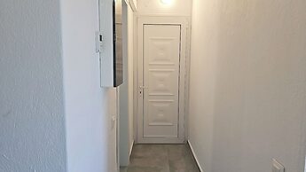 Villa Mare Azul - Luxury Beachfront Retreat in Hanioti, Halkidiki, Gre