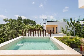 Spectacular Jungle Houses