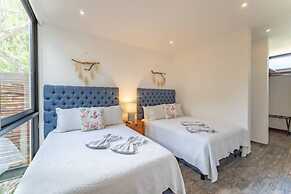 Spectacular Jungle Houses