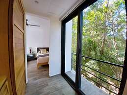 Spectacular Jungle Houses