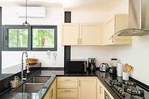 Spectacular Jungle Houses