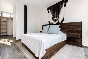 Spectacular Jungle Houses