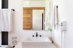 Spectacular Jungle Houses