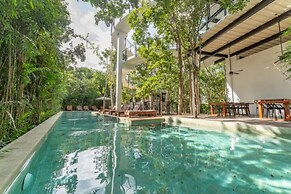 Spectacular Jungle Houses