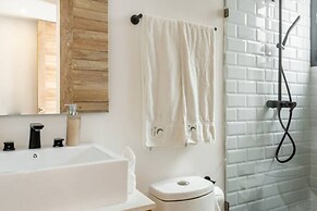 Spectacular Jungle Houses